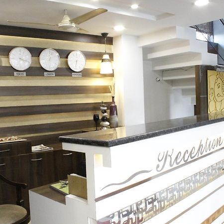 בהופאל Hotel Shalimar Deluxe מראה חיצוני תמונה