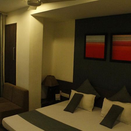 בהופאל Hotel Shalimar Deluxe מראה חיצוני תמונה