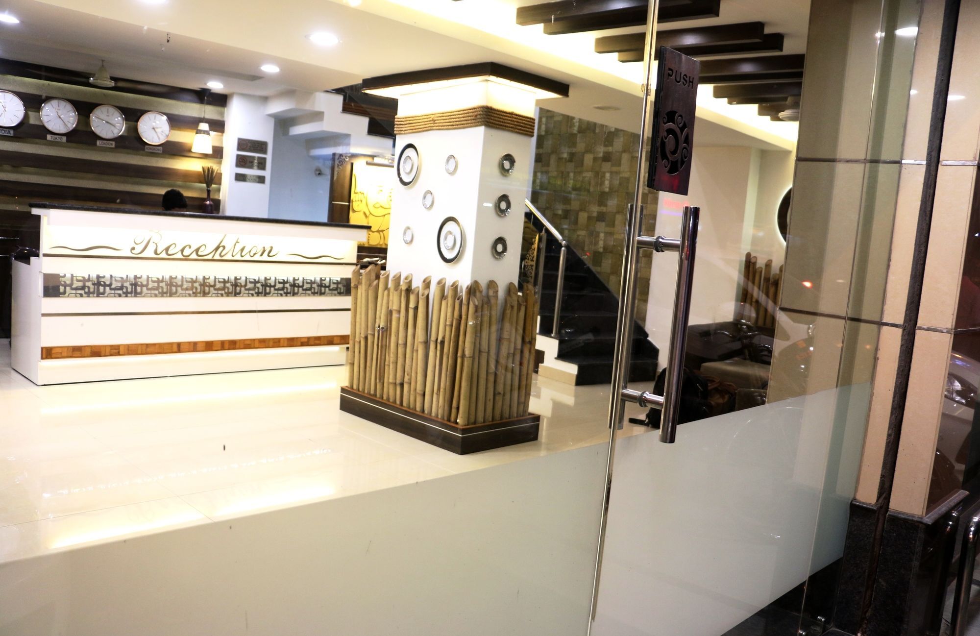 בהופאל Hotel Shalimar Deluxe מראה חיצוני תמונה